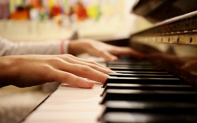 کلاس آموزش پیانو در کلیه سطوح و سبک ها