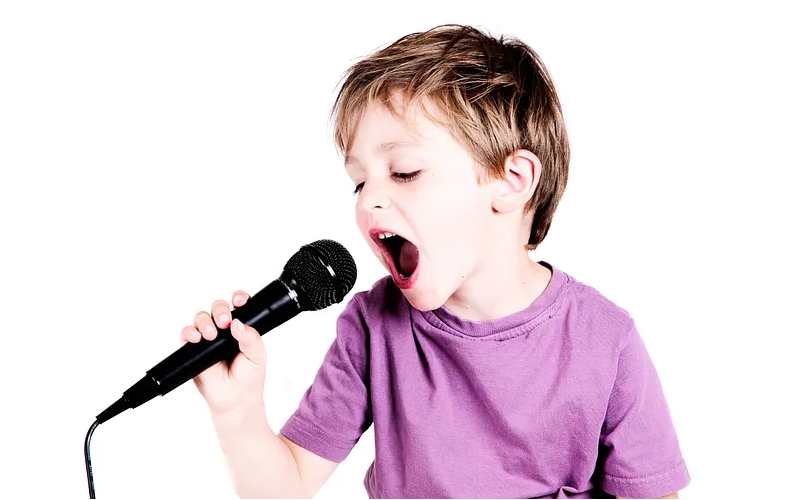 کلاس آموزش آواز کودک