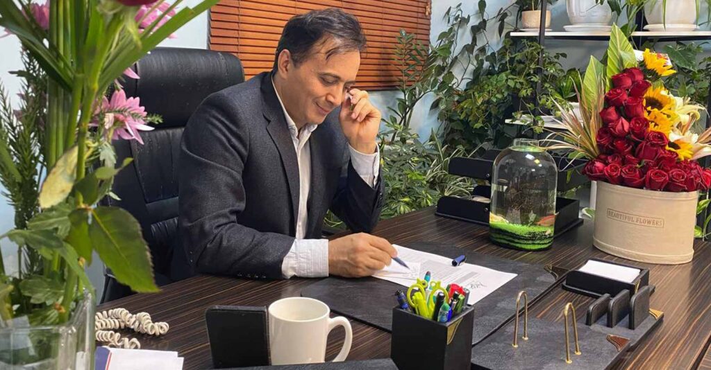 دکتر مجید اخشابی